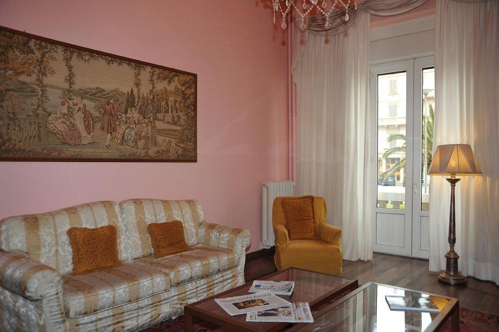 Marchionni 3*